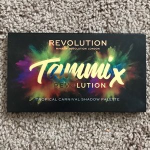 Makeup revolution Tammix tropical carnival